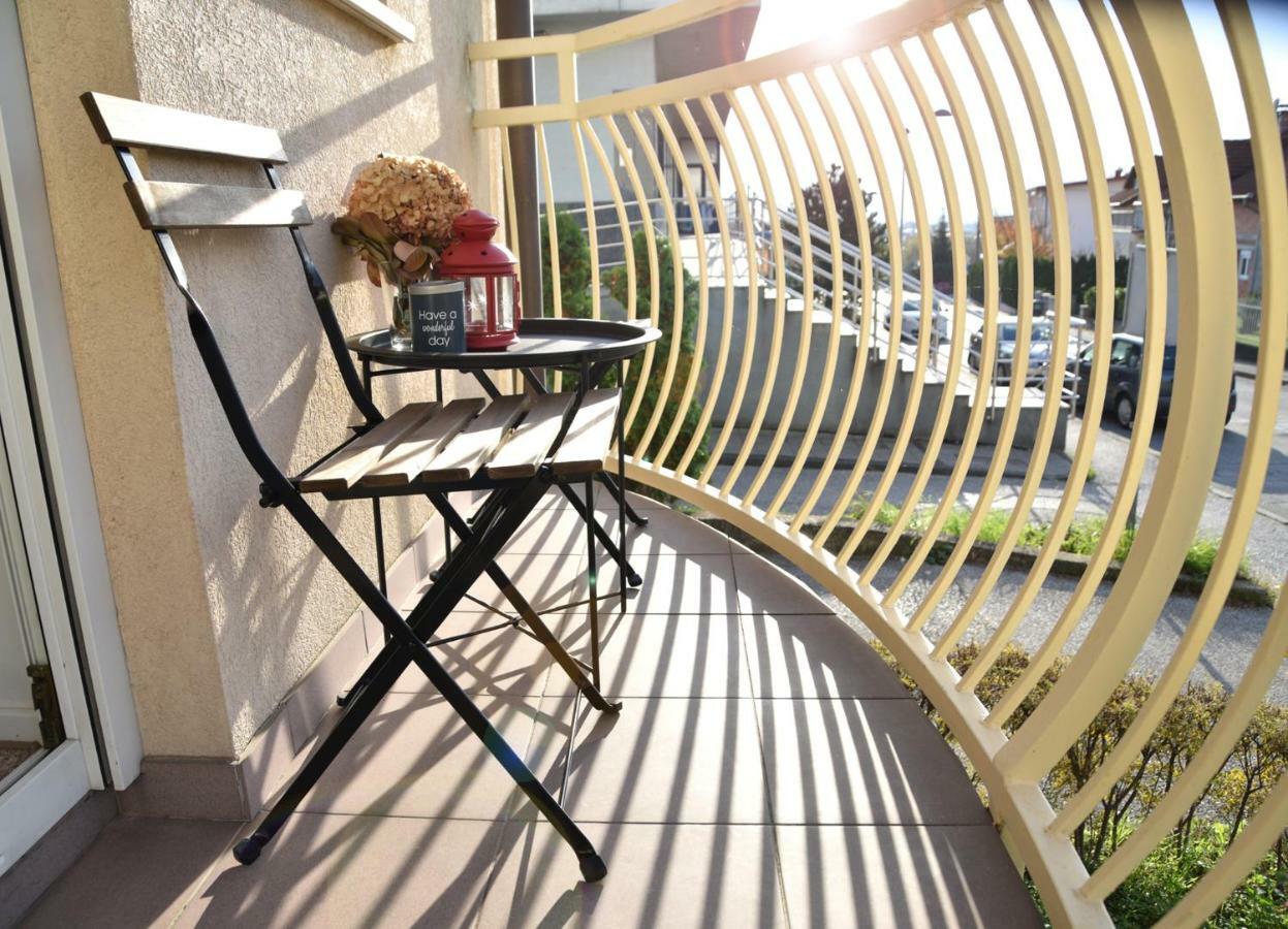 Apartament Studio Apartman D Sesvete Zewnętrze zdjęcie